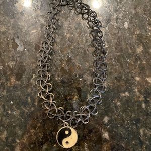 90s Vintage Yin Yang Choker Necklace